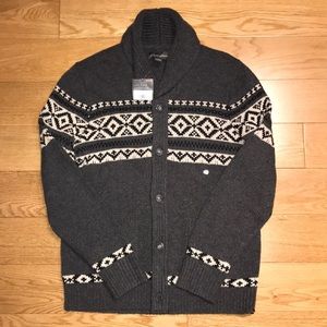 ‘LIKE NEW’ MENS EDDIE BAUER button down sweater